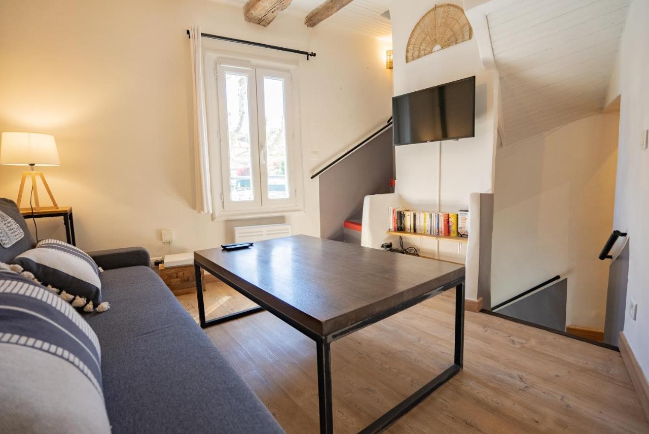 Petite Maison De Charme Au Coeur Du Centre Ville Apt Eksteriør billede